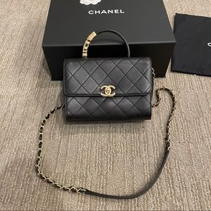 *NEW* Chanel 20B Flapbag with Handle and Pearls